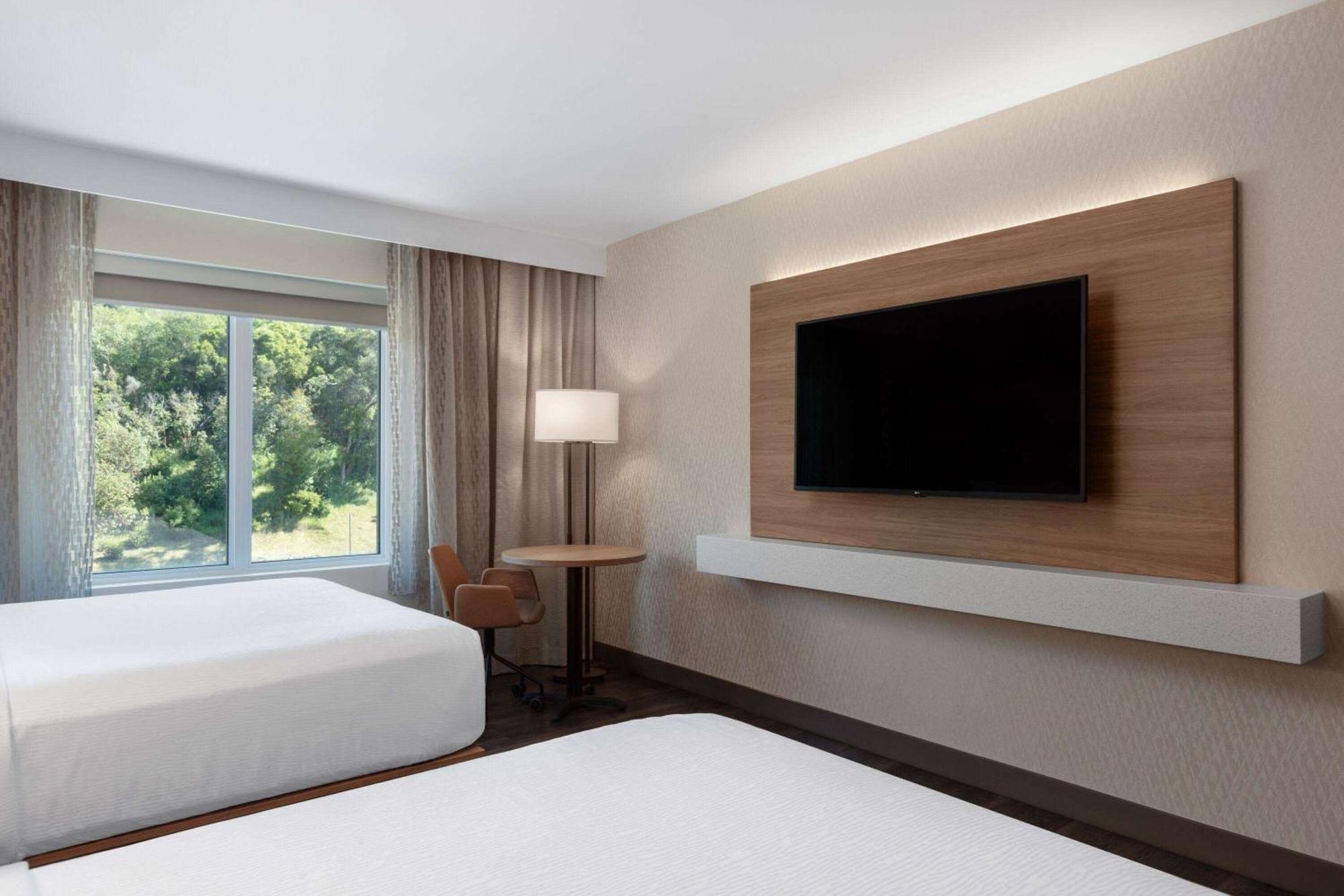 Wyndham Garden Redwood Valley - Ukiah Екстер'єр фото