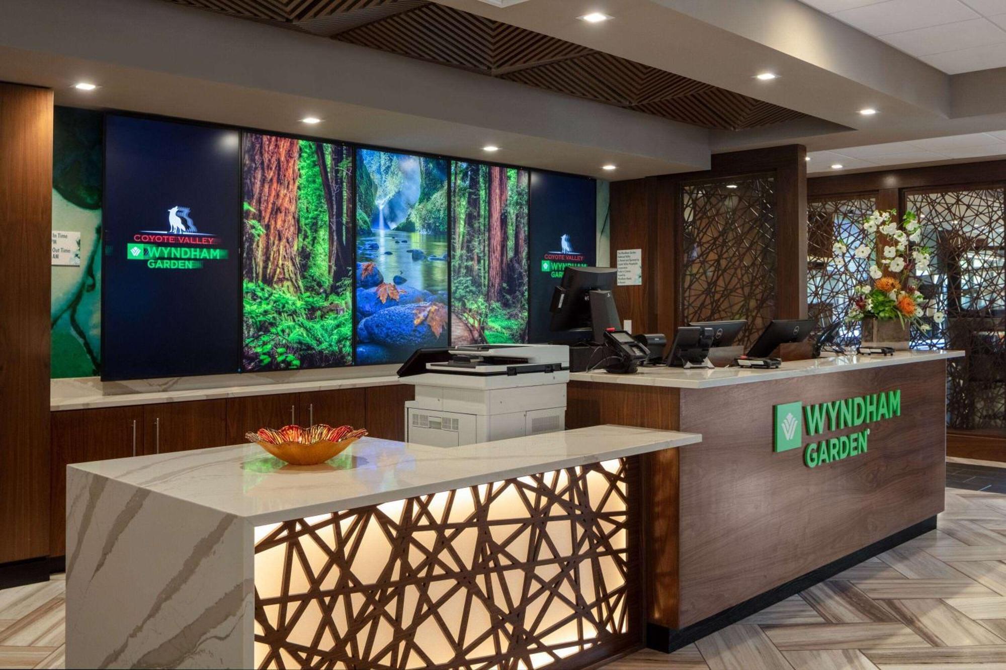 Wyndham Garden Redwood Valley - Ukiah Екстер'єр фото